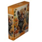 Puzzle „Tiger Cub in Flowers“ 300 detalių (Playtive Mario, 37,7×52 cm)