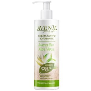 Avenil drėkinamasis kūno kremas su ekologiškomis avižomis ir alaviju, 400 ml Avenil drėkinamasis kūno kremas su ekologiškomis avižomis ir alaviju sukurtas kasdienei odos priežiūrai, siekiant užtikrinti ilgalaikį drėkinimą ir komforto pojūtį. Ši priemonė tinka visų tipų odai, įskaitant sausą ir jautresnę, kuriai reikalinga papildoma apsauga nuo išsausėjimo. Sudėtyje esantys ekologiškų avižų ekstraktai ir alavijas padeda palaikyti natūralų odos drėgmės balansą, o lengva tekstūra greitai susigeria ir nepalieka riebumo pojūčio. Kremas suteikia odai švelnumo, elastingumo bei malonų gaivumo pojūtį po kiekvieno naudojimo. Net 98 % natūralios kilmės ingredientų formulė sukurta dažnam naudojimui ir tinka visai šeimai. Švelni formulė praturtinta ekologiškomis avižomis, kurios garsėja raminamosiomis ir minkštinamosiomis savybėmis, o alavijas padeda intensyviai drėkinti bei suteikia odai gaivumo. Kremas lengvai paskirstomas ant odos, greitai įsigeria ir leidžia iškart apsirengti nejaučiant lipnumo. Priemonė pagaminta Italijoje, joje nėra parafino ir silikonų, todėl ji puikiai tinka kasdienei odos priežiūrai. Patogi 400 ml pakuotė su dozatoriumi leidžia lengvai dozuoti reikiamą kiekį produkto ir užtikrina higienišką naudojimą. Formulė sukurta taip, kad oda po kiekvieno naudojimo išliktų švelni, glotni ir maloniai sudrėkinta. Kasdienė odos priežiūra yra svarbi siekiant išlaikyti sveiką ir komfortišką odos būklę, todėl ši priemonė padeda pasirūpinti tinkamu drėkinimu po maudynių ar dušo. Reguliarus naudojimas padeda išsaugoti odos minkštumą, suteikia gaivumo pojūtį ir padeda apsaugoti odą nuo išsausėjimo, kurį gali sukelti aplinkos veiksniai. Produktas puikiai papildo kasdienę asmens higienos rutiną ir tinka naudoti visus metus. Naudojimas: tepkite ant švarios ir sausos kūno odos, švelniai įmasažuokite, kol kremas visiškai susigers. Naudokite kasdien arba pagal poreikį. Įspėjimai: tik išoriniam naudojimui. Venkite patekimo į akis. Nenaudokite ant pažeistos ar sudirgusios odos. Atsiradus sudirgimui, naudojimą nutraukite. Laikyti vaikams nepasiekiamoje vietoje.